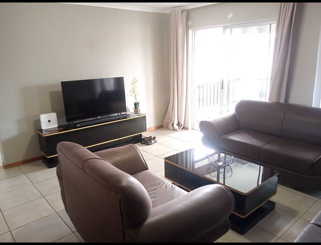 2 BEDROOM APARTMENT FOR SALE IN VAN DYK PARK